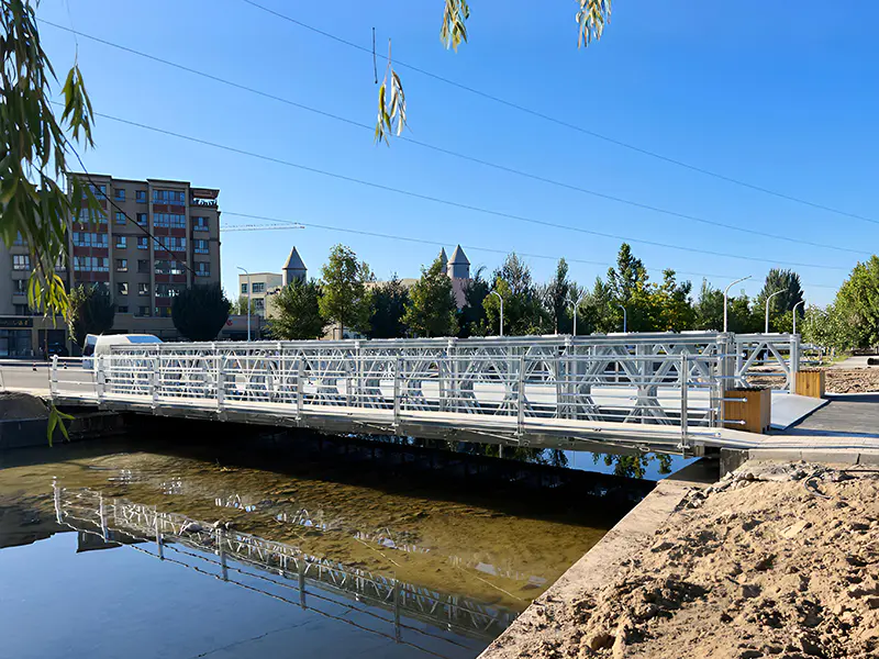 Municipal Transportation Project sa Qapqal Xibe Autonomous County, Xinjiang
